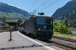 Re 4/4 II 11161 ist eine der letzten ihrer Art in grner Lackierung. Aufgenommen am 24. Mai 2016 im Bahnhof von Faido an der Gotthard-Sdrampe.