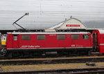 rhb-ge-44-i/498835/ge-44-i-605-silvretta-am Ge 4/4 I 605 'Silvretta' am 23. Mai 2016 im Bahnhof von Landquart.
