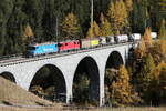 rhb-ge-44-ii/756056/rhb-ge-44-ii-619-suedostschweiz RhB Ge 4/4 II 619 'Südostschweiz' und RhB Ge 4/4 II 632 waren mit einem Güterzug am 27. Oktober 2021 auf dem 'Albula-Viadukt II' in Richtung Bergün unterwegs. 