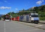 Ge 4/4 III  20 Minuten  war am 18. August 2014 auf dem Weg nach St. Moritz. Hier beim Halt im Bahnhof von Filisur.
