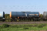 kesselwagen/792442/7841-619-zacns-von-wascosa-am 7841 619 (Zacns) von 'WASCOSA' am 12. Oktober 2022 bei Himmelstadt.