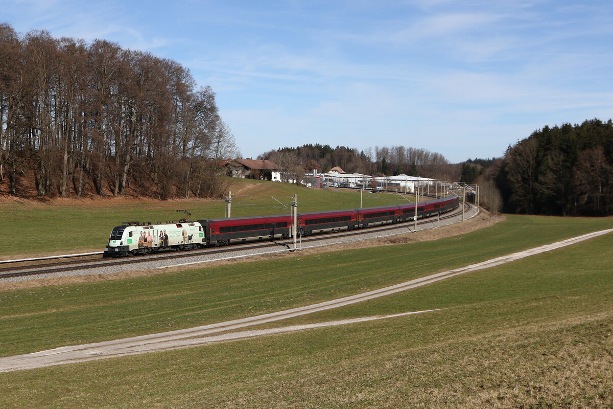 1116 231  BIO AUSTRIA  aus Salzburg kommend am 26. Februar 2026 bei Axdorf im Chiemgau.