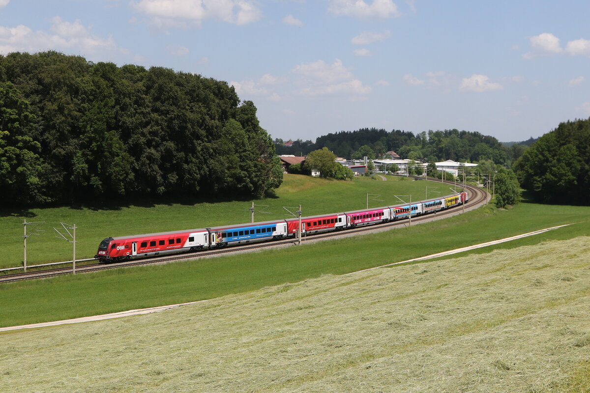 1116 237 schob am 25. Mai 2026 den  �FB-RAILJET  bei Axdorf in Richtung M�nchen.