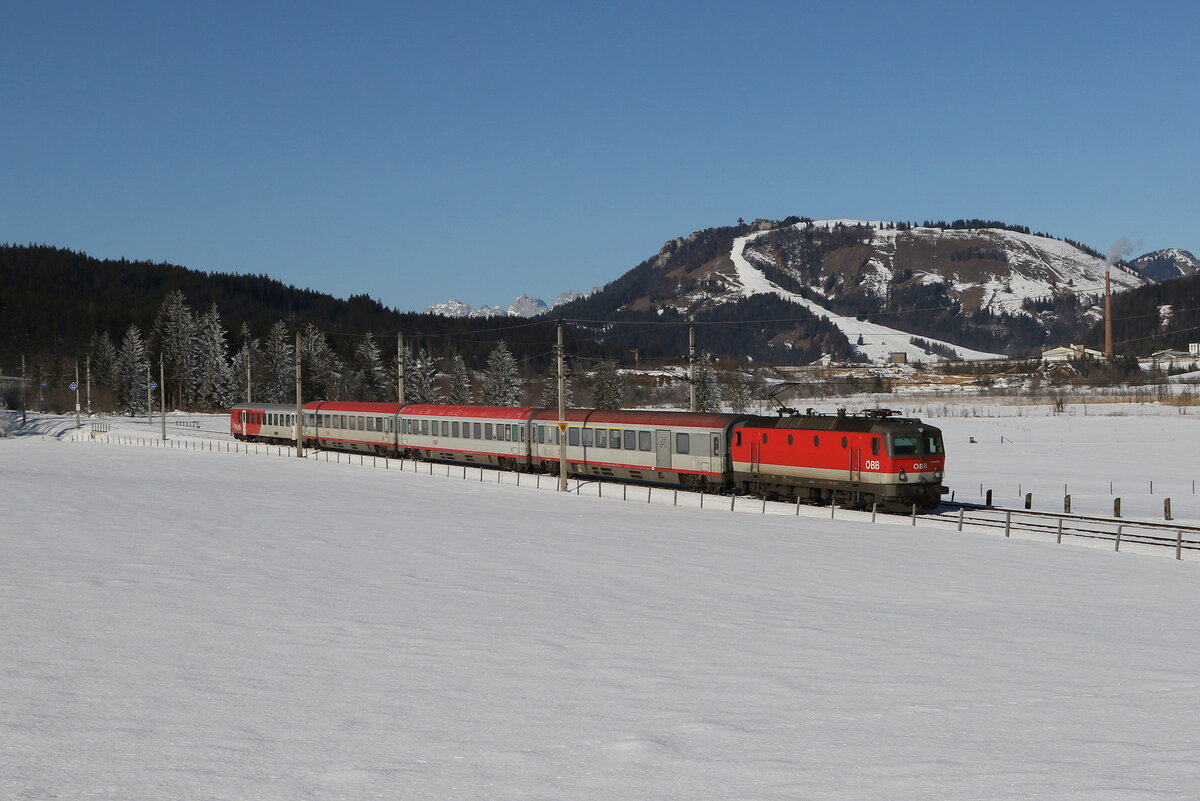 1144 123 aus Wrgl kommend am 5. Februar 2025 bei Grieen.