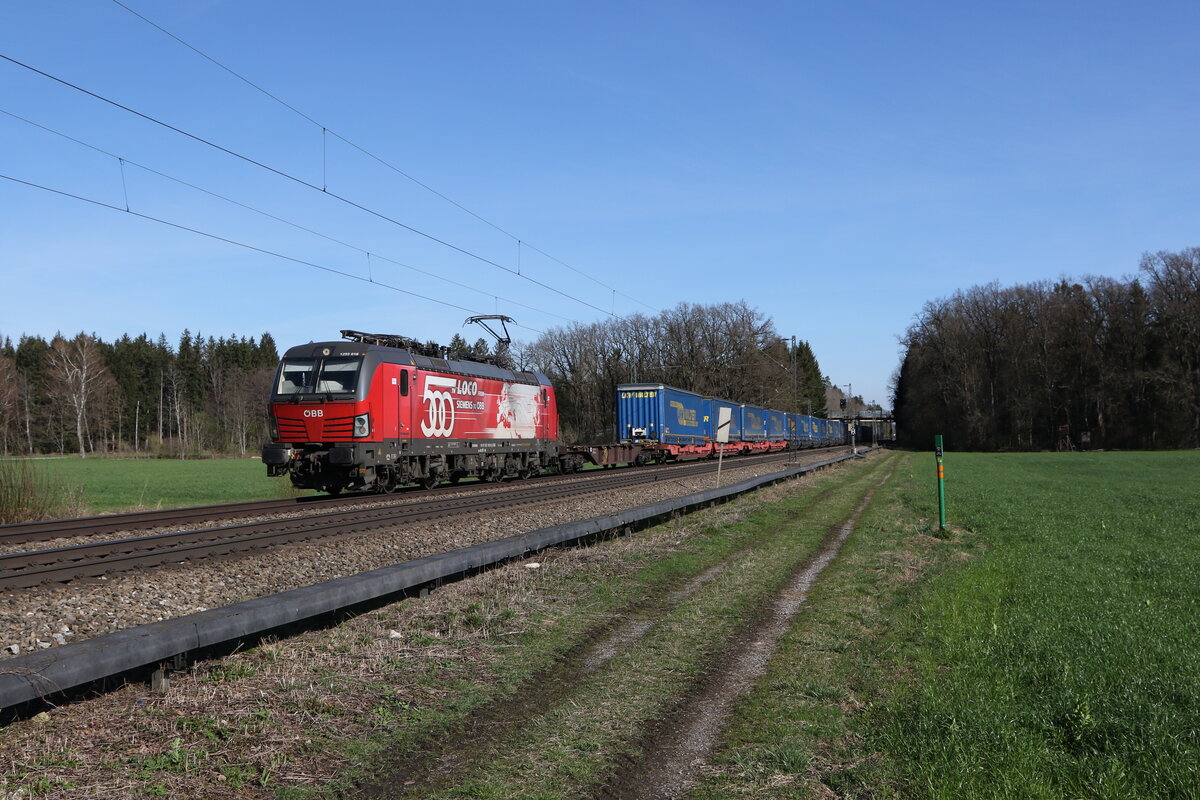 1293 018 mit einem  KLV  aus Mnchen kommend am 20. Mrz 2024 bei Brannenburg im Inntal.
