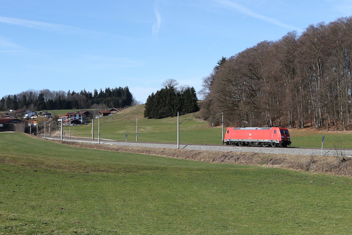 185 289 war am 26. Februar 2026 bei Axdorf in Richtung Freilassing unterwegs.
