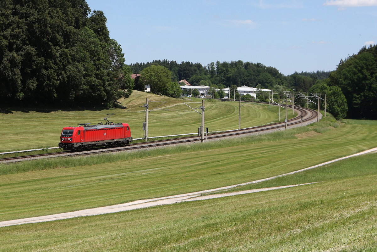 187 183 aus Freilassing kommend am 28. Mai 2026 bei Axdorf.
