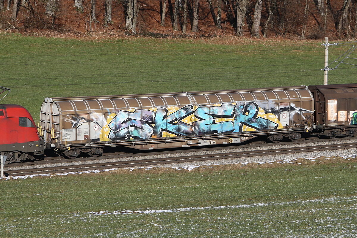 2739 427 (Habbiins) von  RCW  am 27. Dezember 2024 bei Axdorf.