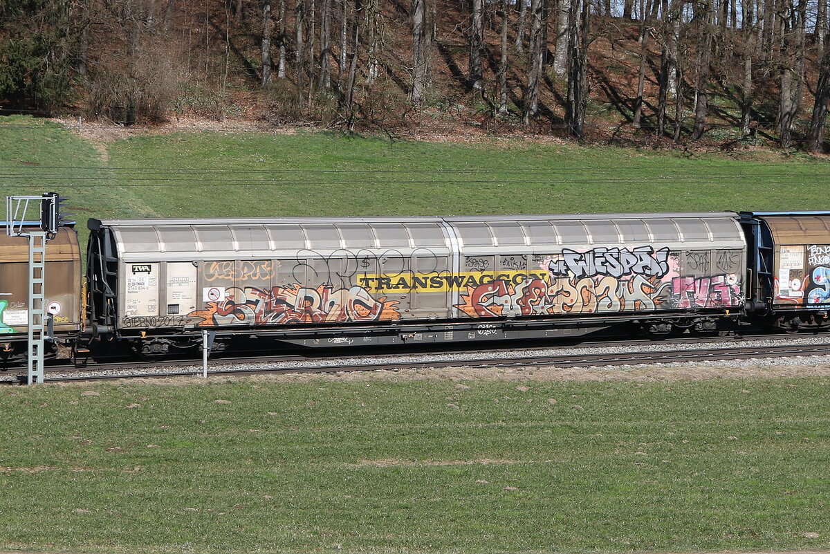 2740 837 (Habbiins) von  TWA  am 19. Mrz 2025 bei Axdorf.