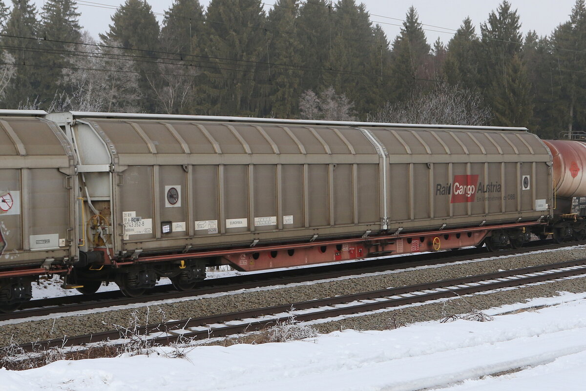 2743 352 (Habbiins) von  RCA  am 25. Januar 2022 bei Grabensttt.