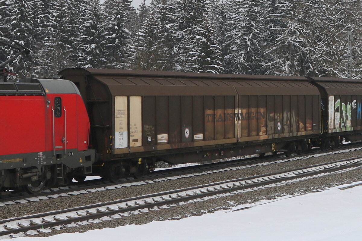 2744 335 (Habiins) von  TWA  am 25. Januar 2023 bei Sossau.