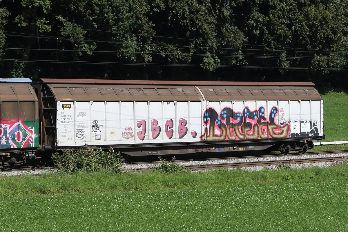 2745 086 (Habbiins) von  TWA  am 6. September 2023 bei Axdorf.