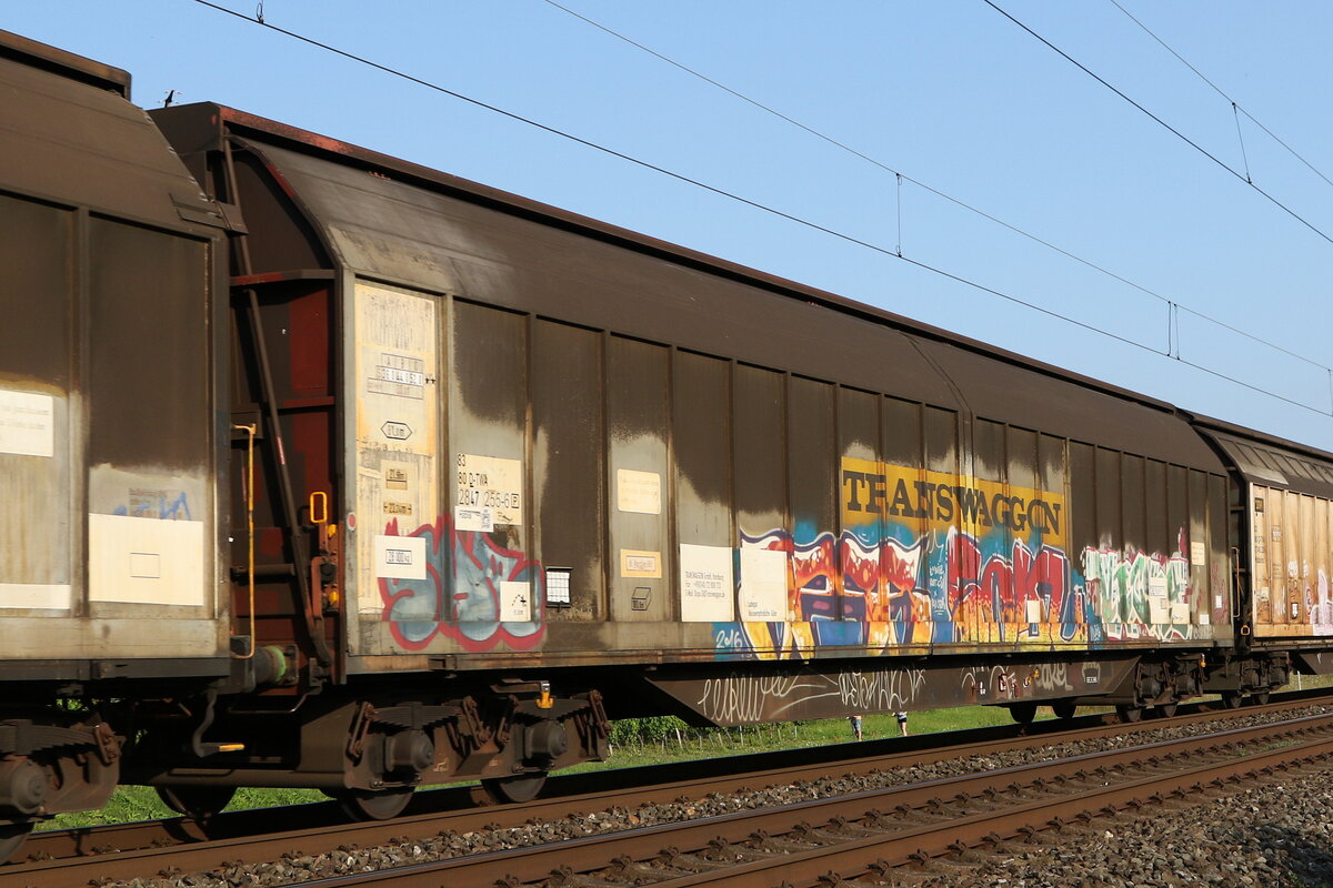 2847 255 (Habiis) von  TWA  am 23. Juli 2021 bei Himmelstadt.