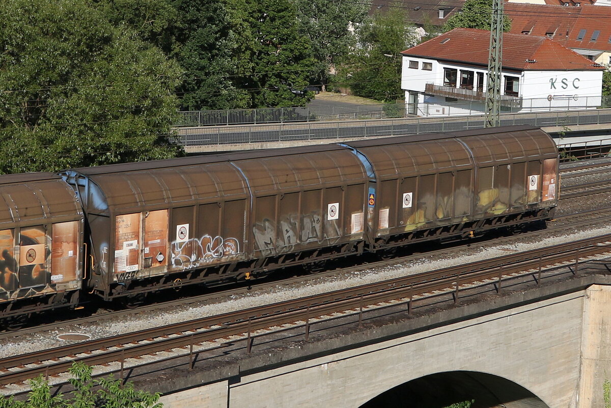 2941 225 (Hiirrs) von  TWA  am 8. August 2022 bei Gemnden.