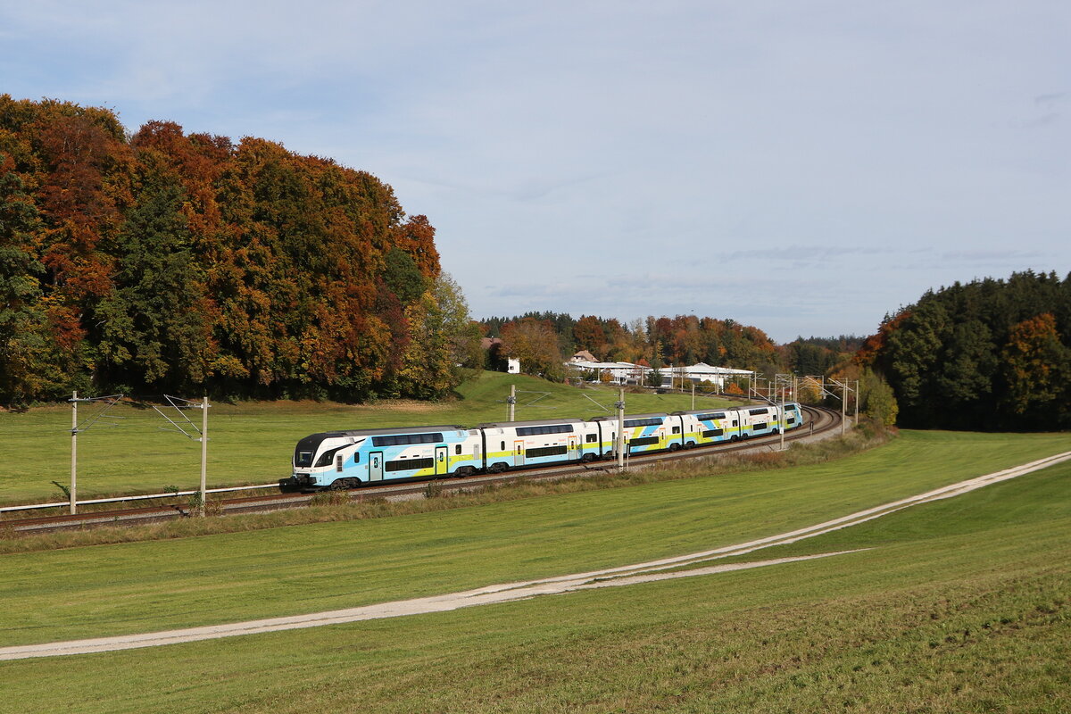 4010 020 aus Wien kommend am 21. Oktober 2025 bei Axdorf.