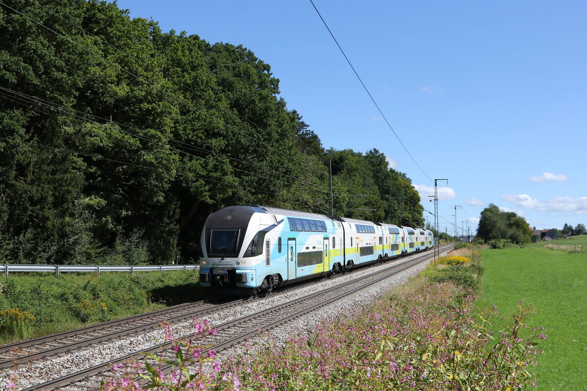 4010 021 aus Wien kommend am 6. September 2025 bei Hufschlag. 4010 021 aus Wien kommend am 6. September 2025 bei Hufschlag.