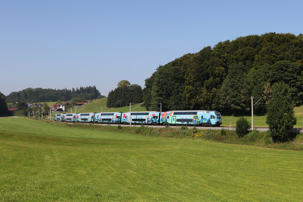 4010 028  Klima-Westbahn  auf dem Weg nach Wien. Aufgenommen am 12. August 2025 bei Axdorf.