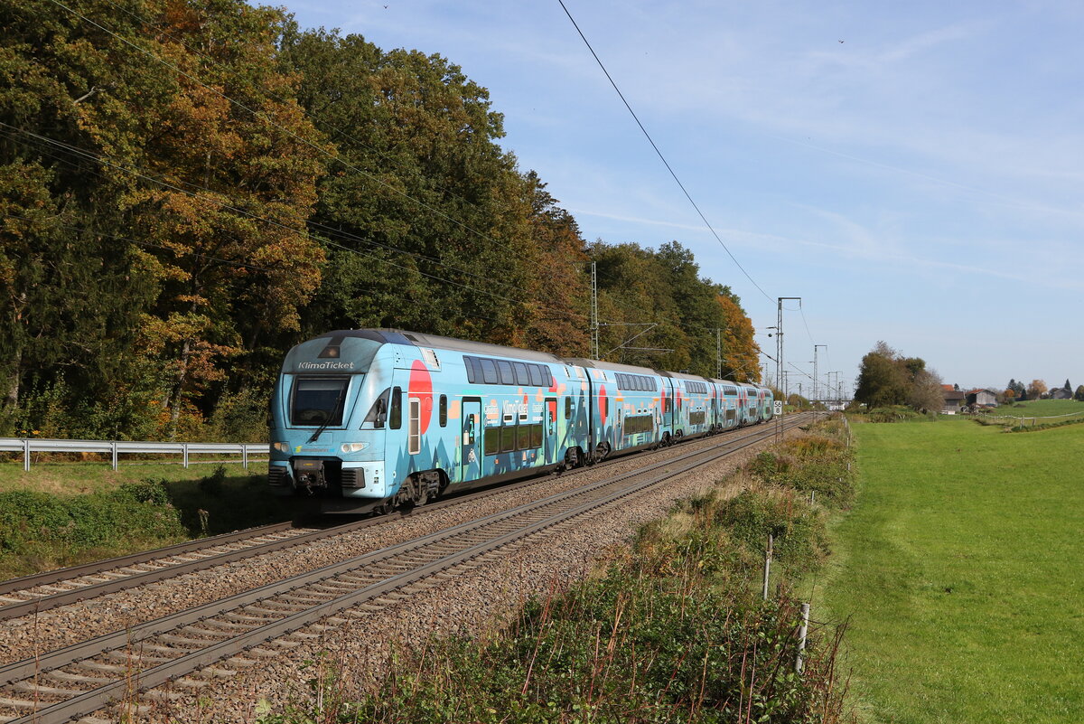 4010 028 die  Klimaticket-Westbahn  aus Wien kommend am 16. Oktober 2024 bei Hufschlag.