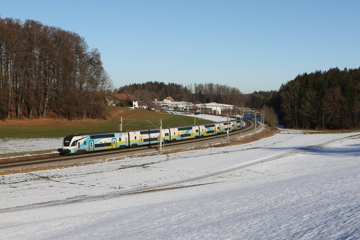 4010 032 aus Wien kommend am 19. Januar 2026 bei Axdorf im Chiemgau.