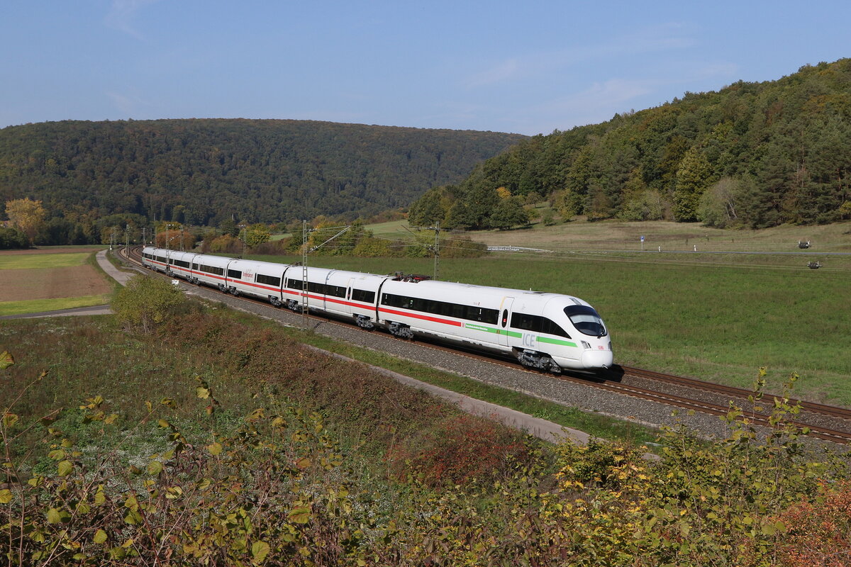 411 082  Mainz  war am 12. Oktober 2022 bei Harrbach in Richtung Wrzburg unterwegs.