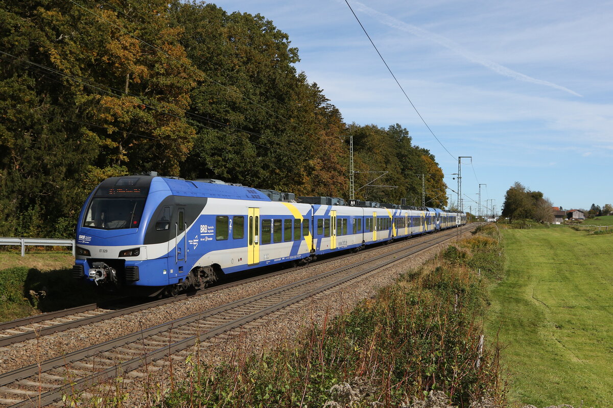 430 029 und 430 002 waren am 9. Oktober 0224 bei Hufschlag in Richtung Rosenheim unterwegs.