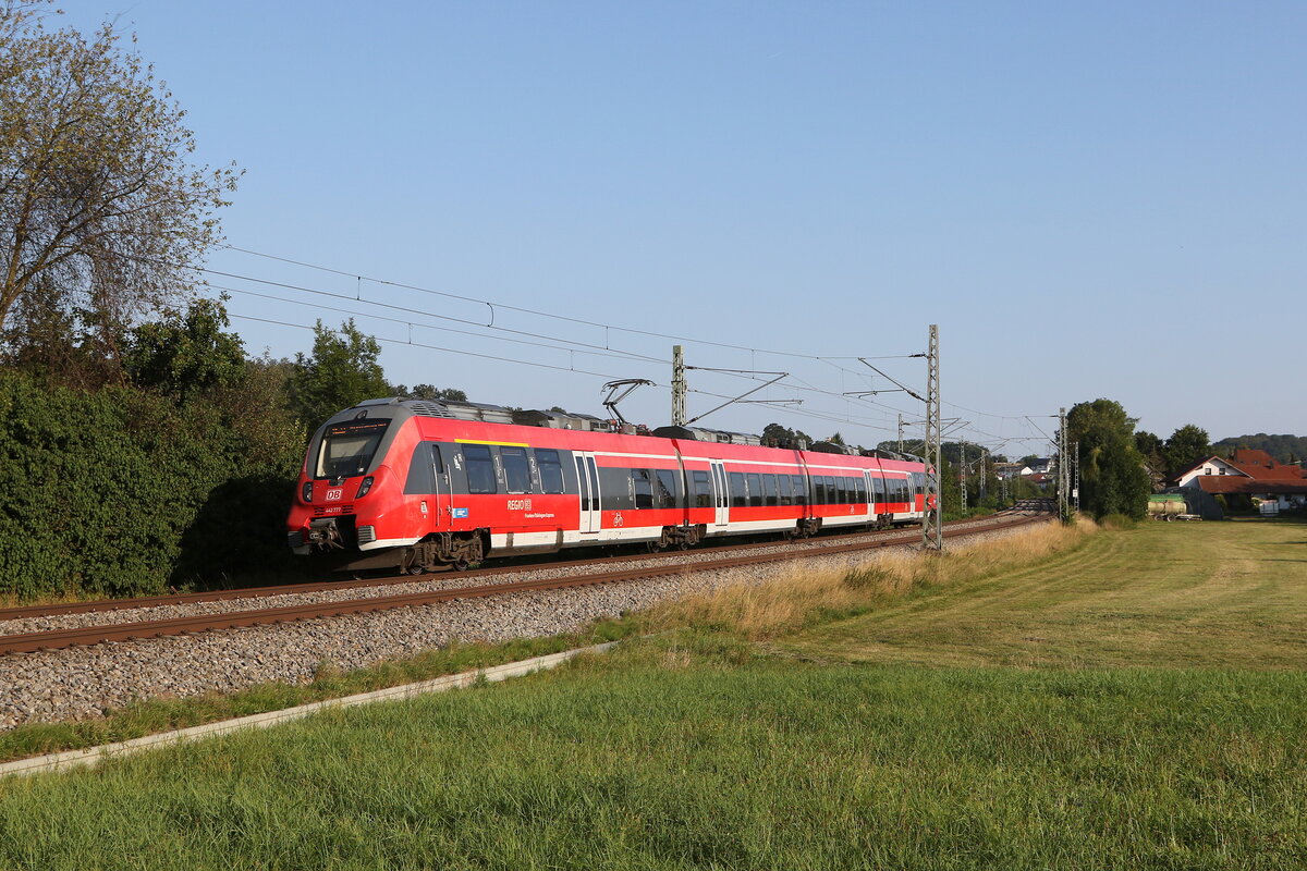 442 277 aus Regensburg kommend am 24. August 2024 bei Ergoldsbach.