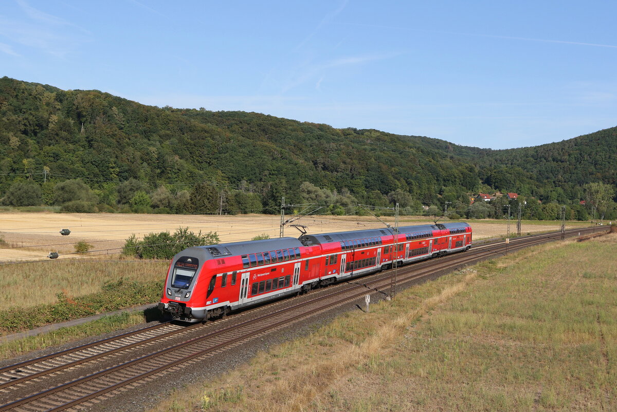 445 056 war am 8. August 2022 bei Harrbach auf dem Weg nach Wrzburg.