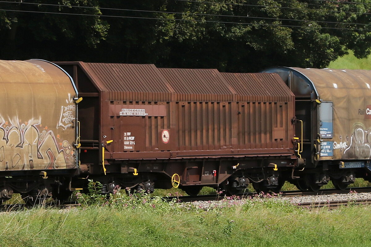 4668 121 (Shimmns) am 7. August 2024 bei Axdorf.