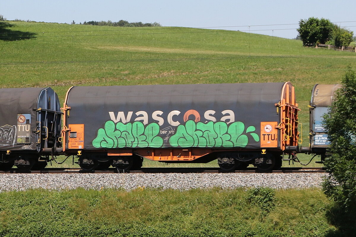 4669 687 (Shimmns) von  WASCOSA  am 26. Juni 2026 bei Axdorf.