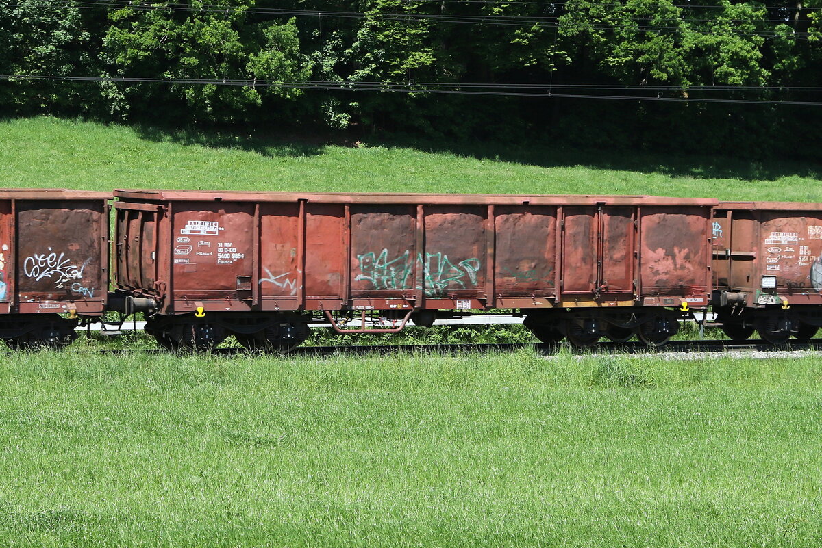 5400 986 (Eaos-x) am 12. Mai 2024 bei Axdorf.