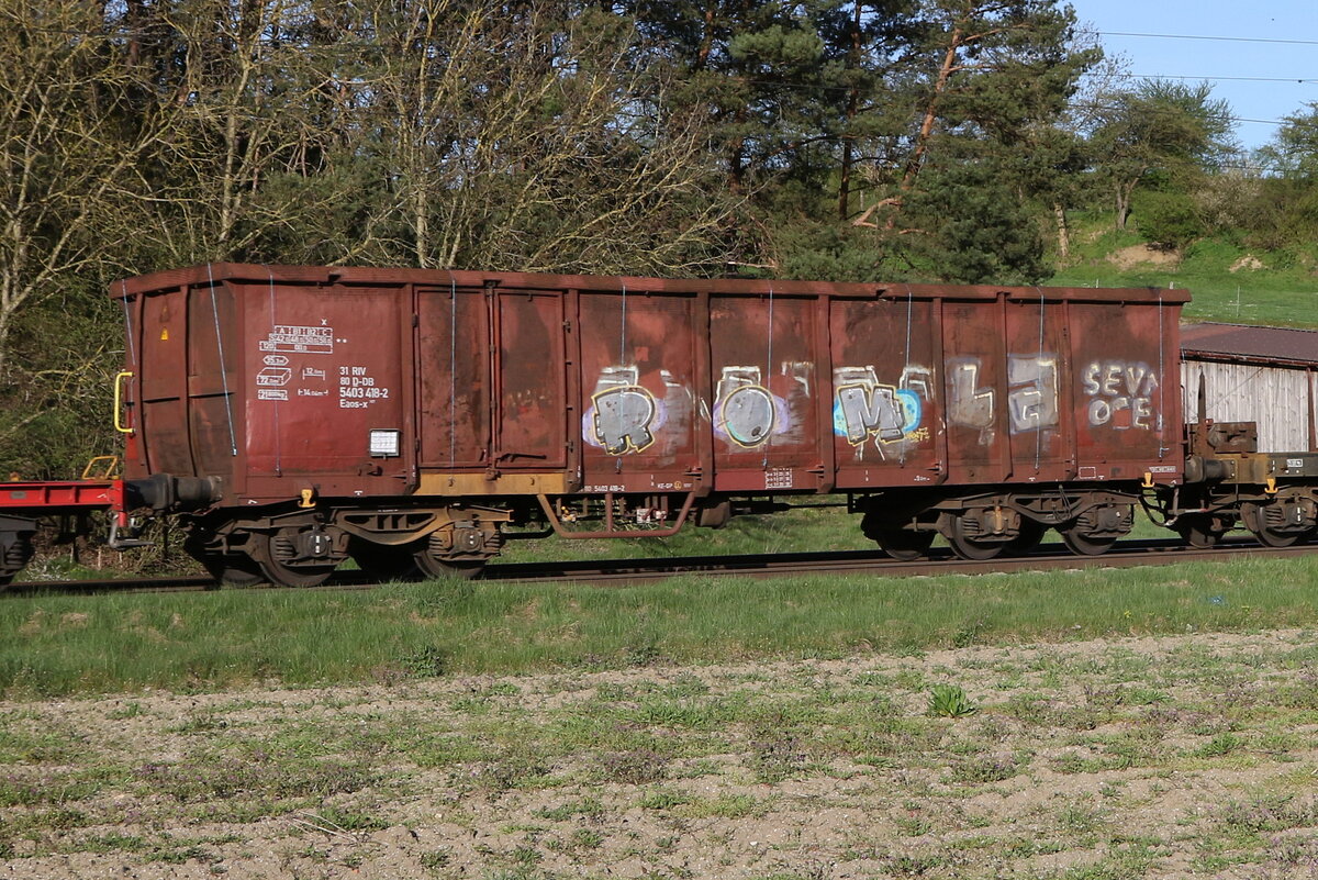 5403 418 (Eaos-x) am 6. April 2024 bei Fahlenbach.