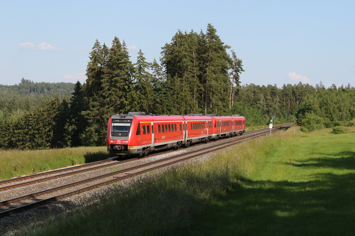 612 481 und 612 065 am 19. Juni 2026 bei Pechbrunn.