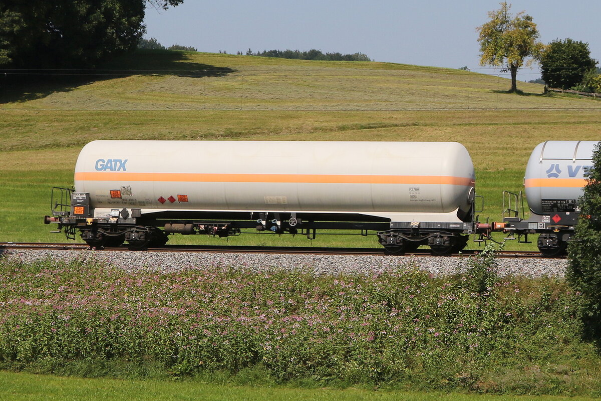 7813 839 (Zags) von  GATX  am 12. August 202225 bei Axdorf.
