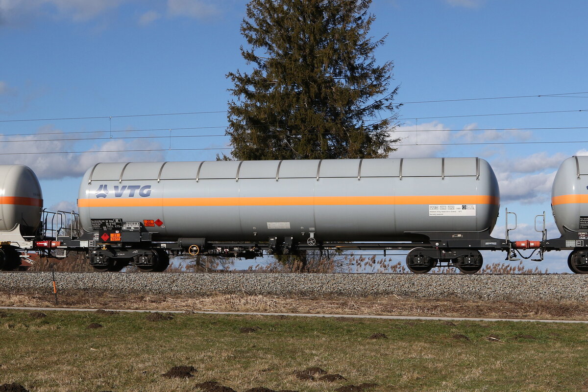 7824 419 (Zags) von  VTG  am 5. Februar 2022 bei bersee.