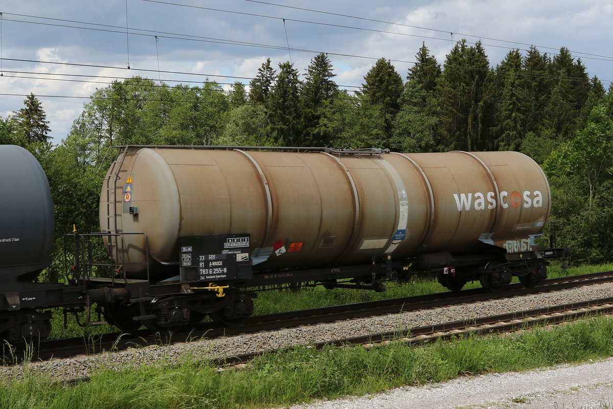 7836 255 (Zans) von  WASCOSA  am 24. Mai 2020 bei Grabensttt.