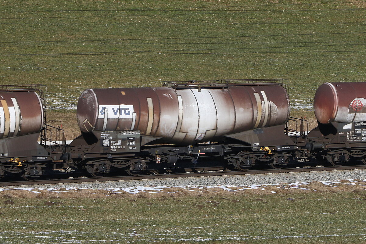 7836 387 (Zans) von  VTG  am 19. Februar 2025 bei Axdorf.