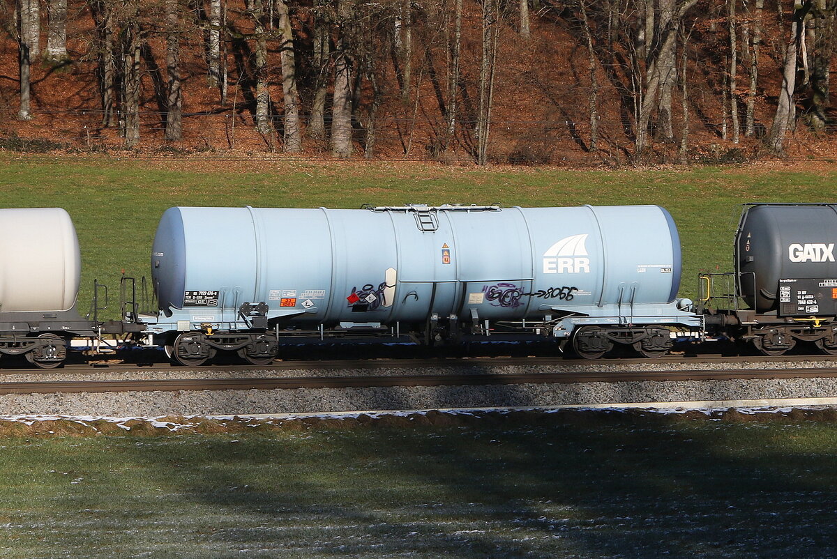 7929 676 (Zacns) von  ERR  am 27. Dezember 2024 bei Axdorf.