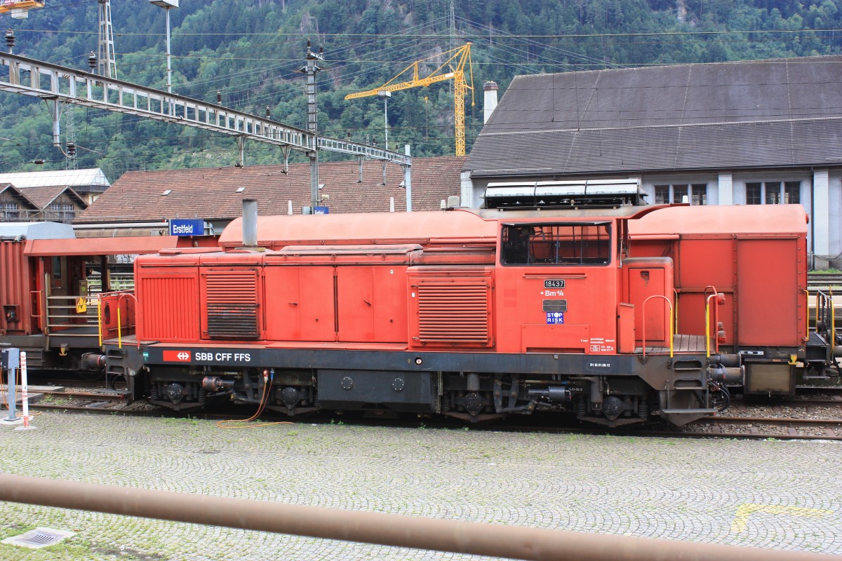 Bm 4/4 18437 am 20. August 2014 im Bahnhof von Erstfeld.