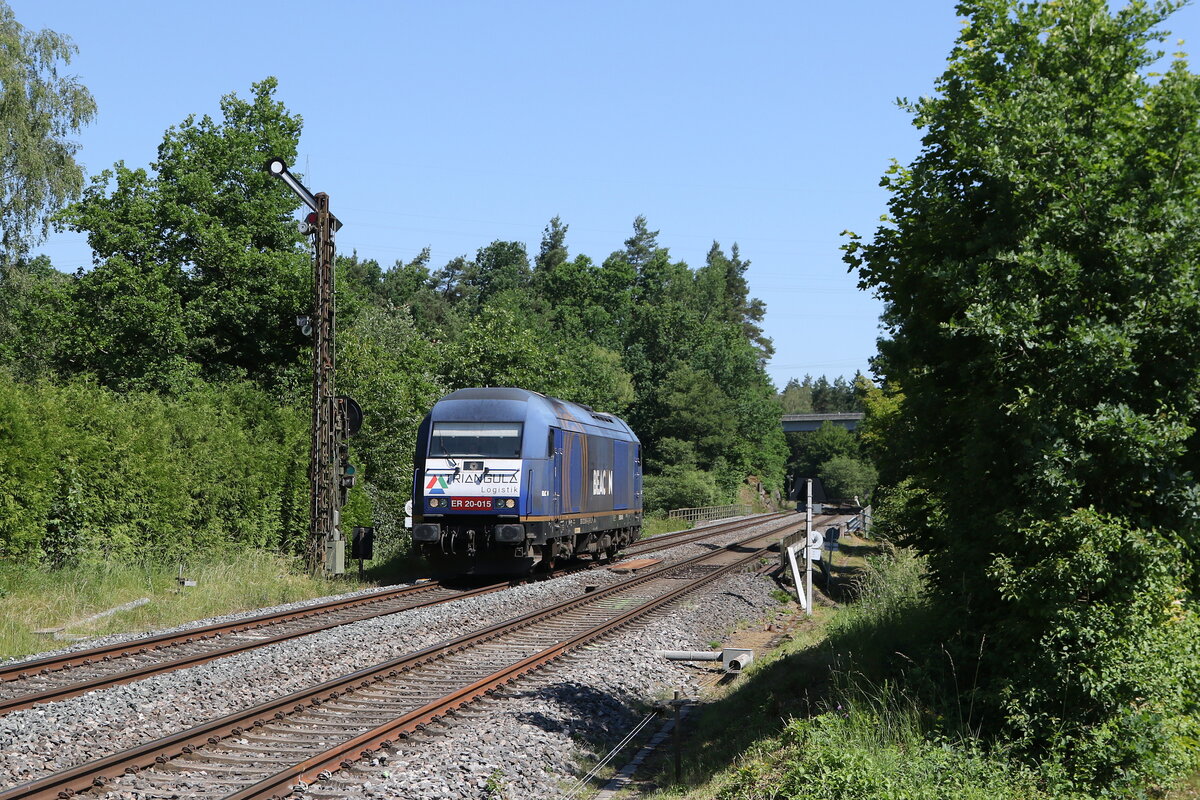 ER20-015 von  Triangula Logistik  bei der Einfahrt in Windischeschenbach am 19. Juni 2026 