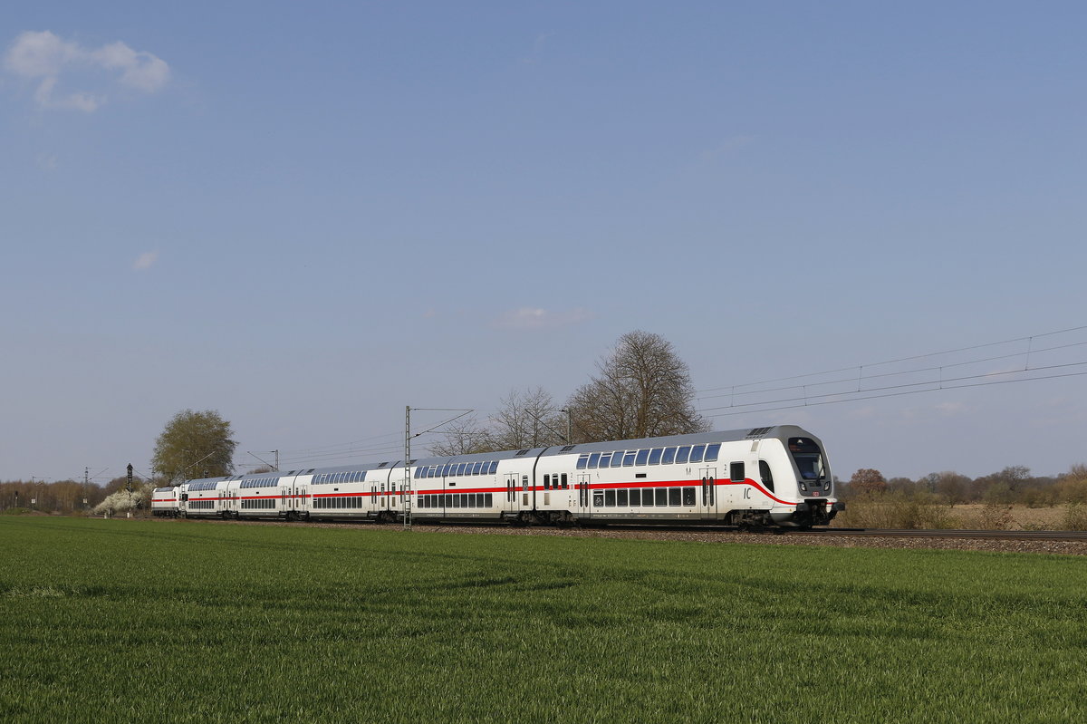 IC-Doppelstock-Garnitur am 30. Mrz 2019 bei Bremen-Mahndorf.