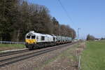 266 411 war mit einem  Mllzug  in Richtung Traunstein unterwegs.