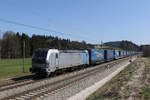 193 995 mit dem  Walter-Zug  am 2. April 2020 bei Grabensttt im Chiemgau.