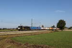 6193 628 von  BEACON  mit einem  KLV  aus Salzburg kommend. Aufgenommen am 6. Oktober 2026 bei �bersee am Chiemsee.