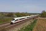 403 027  Siegen  und 403 022  Solingen  am 7. April 2024 bei Vierkirchen.