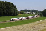 Zuge/891691/412-209-war-auf-dem-weg 412 209 war auf dem Weg nach Mnchen. Aufgenommen am 13. Juni 2025 bei Axdorf im Chiemgau.