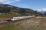 412 210 'ICE 114' war von Klagenfurt nach Dortmund unterwegs. Aufgrund einer Umleitung ber die 'Gisela-Bahn' konnte ich ihn am 18. November 2025 bei Kirchberg in Tirol fotografieren.