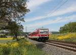 628 589 der  S�dost-Bayernbahn  auf einer Sonderfahrt am 15. Mai 2015 bei Karlstadt am Main.