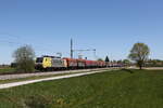 189 903 mit einem gemischten G�terzug aus Salzburg kommend am 30. April 2026 bei �bersee am Chiemsee.