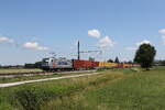 6187 507 von  METRANS  war mit einem Containerzug in Richtung M�nchen unterwegs. Aufgenommen am 11. Juli 2026 bei �bersee am Chiemsee.