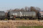 7841 371 (Zacns) von 'VTG' am 18. Mrz 2025 bei Bernau.
